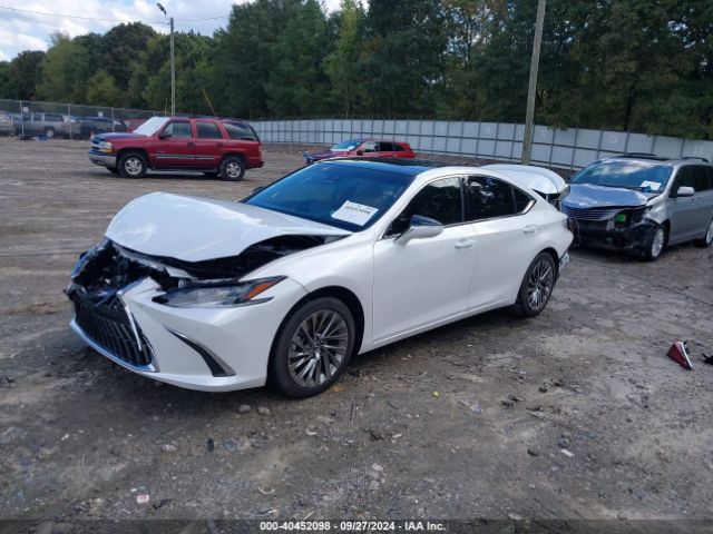 Photo 1 VIN: 58AFZ1B11RU177436 - LEXUS ES 