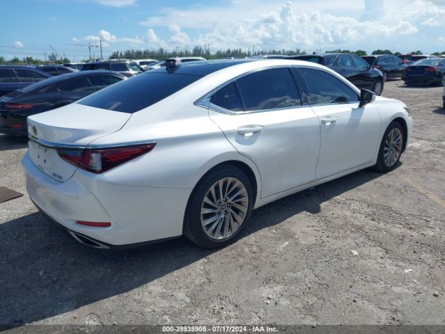 Photo 3 VIN: 58AFZ1B1XMU108172 - LEXUS ES 350 