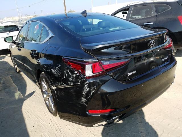 Photo 2 VIN: 58AGZ1B16LU071897 - LEXUS ES 350 F-S 