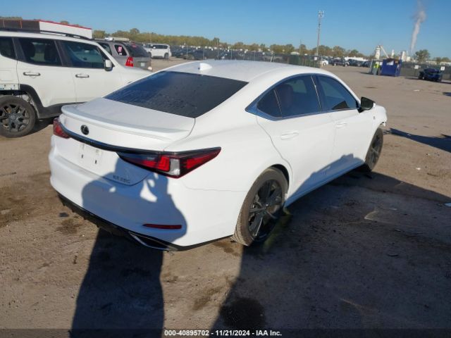 Photo 3 VIN: 58AJZ1B14PU157754 - LEXUS ES 