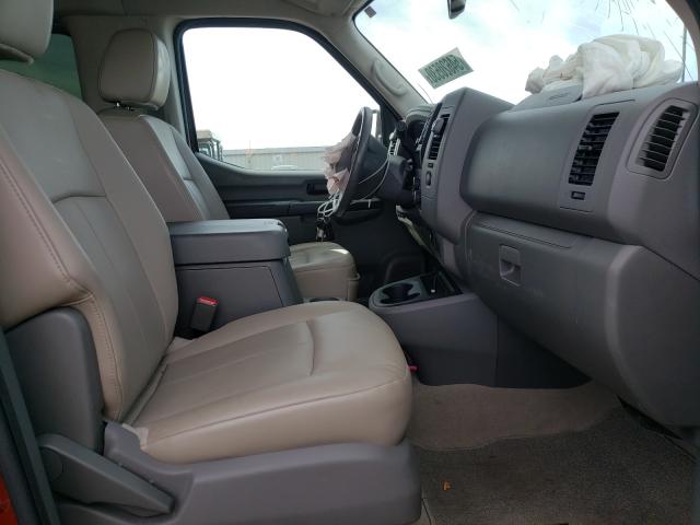 Photo 4 VIN: 5BZAF0AA0GN853019 - NISSAN NV 3500 S 