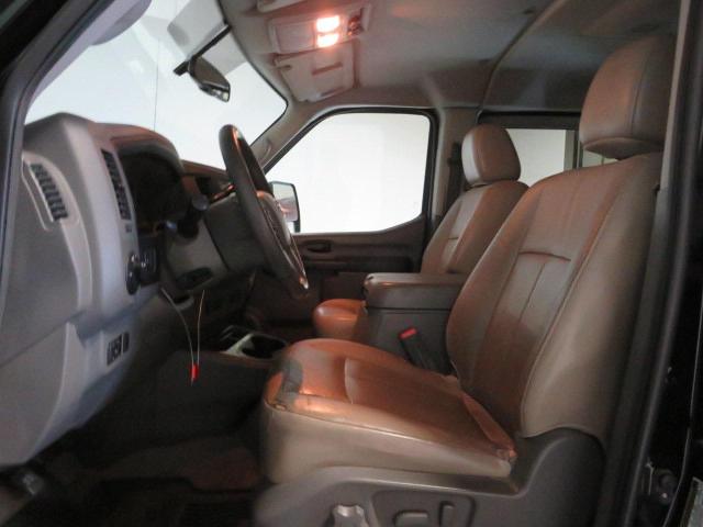 Photo 8 VIN: 5BZAF0AA2GN856231 - NISSAN NV 