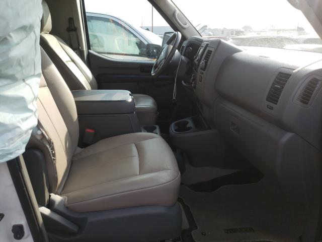 Photo 4 VIN: 5BZAF0AA3JN853345 - NISSAN NV 3500 S 