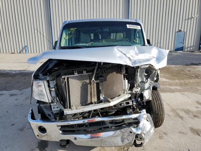 Photo 4 VIN: 5BZAF0AA3KN851905 - NISSAN NV 3500 