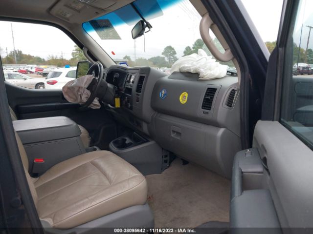 Photo 4 VIN: 5BZAF0AA4EN161438 - NISSAN NV 