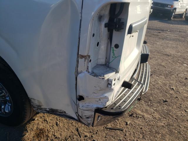 Photo 8 VIN: 5BZAF0AA5HN850490 - NISSAN NV 3500 S 