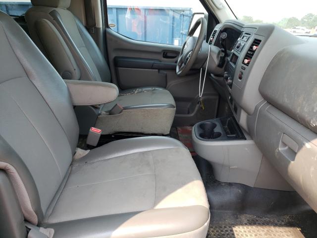 Photo 4 VIN: 5BZAF0AA9HN850816 - NISSAN NV 3500 S 