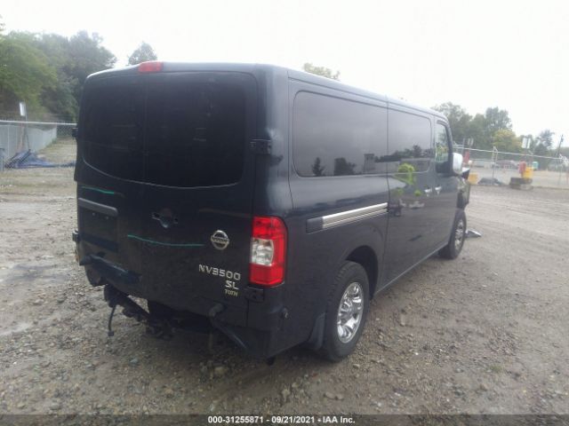 Photo 3 VIN: 5BZAF0AAXHN853028 - NISSAN NV PASSENGER 