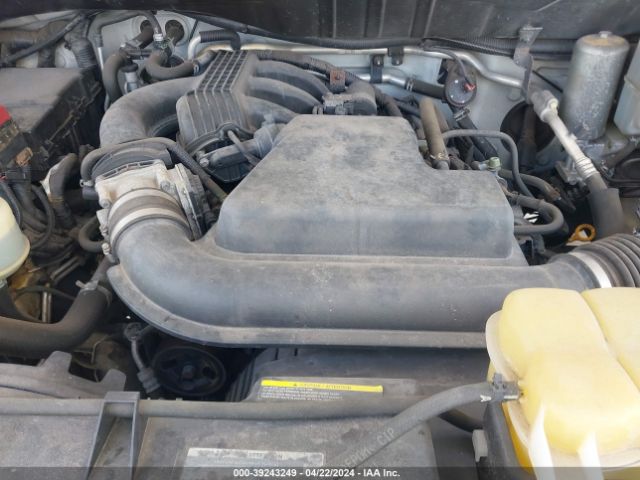 Photo 9 VIN: 5BZBF0AA2GN855018 - NISSAN NV PASSENGER NV3500 HD 