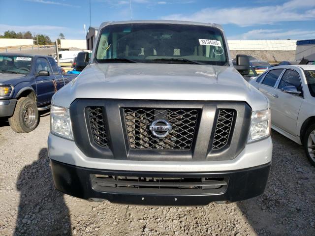 Photo 4 VIN: 5BZBF0AA2JN852448 - NISSAN NV 3500 S 