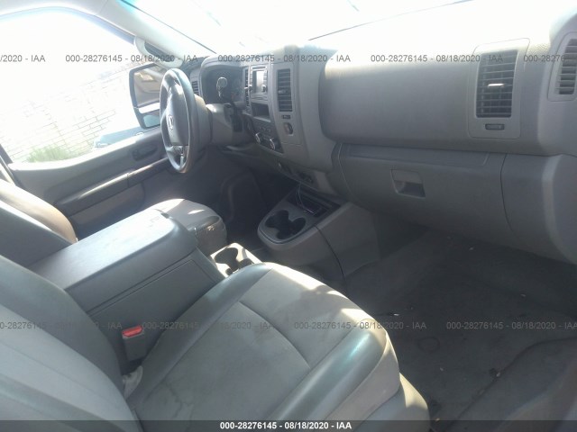 Photo 4 VIN: 5BZBF0AA3EN162360 - NISSAN NVP 