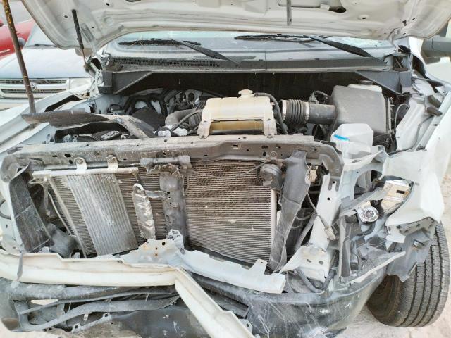 Photo 6 VIN: 5BZBF0AA7LN852240 - NISSAN NV 3500 