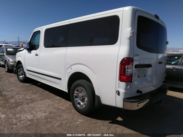 Photo 2 VIN: 5BZBF0AAXJN850804 - NISSAN NV PASSENGER 