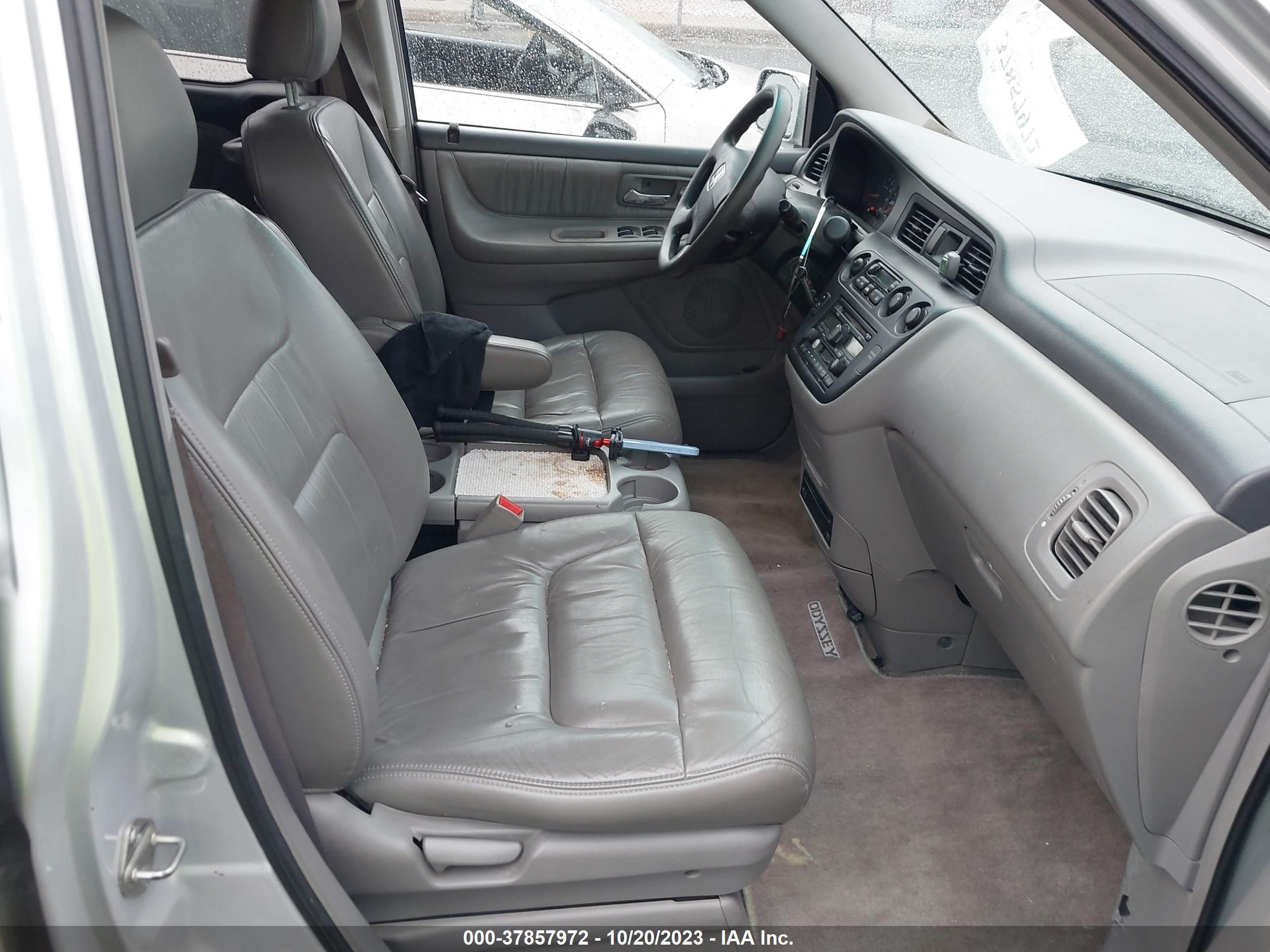 Photo 4 VIN: 5FNRL18023B069061 - HONDA ODYSSEY 