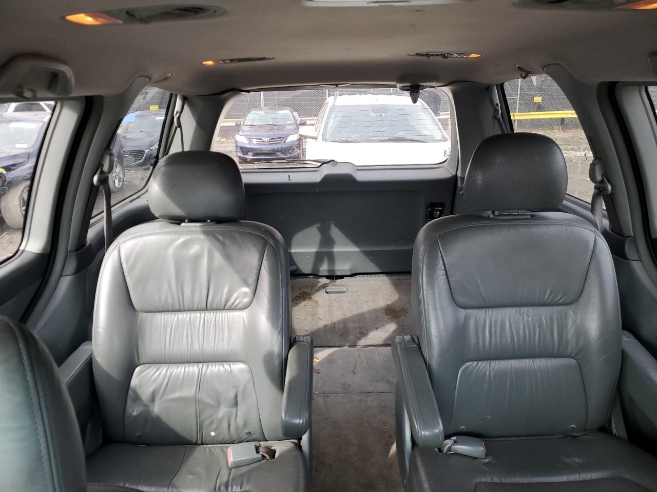 Photo 9 VIN: 5FNRL18034B150247 - HONDA ODYSSEY 