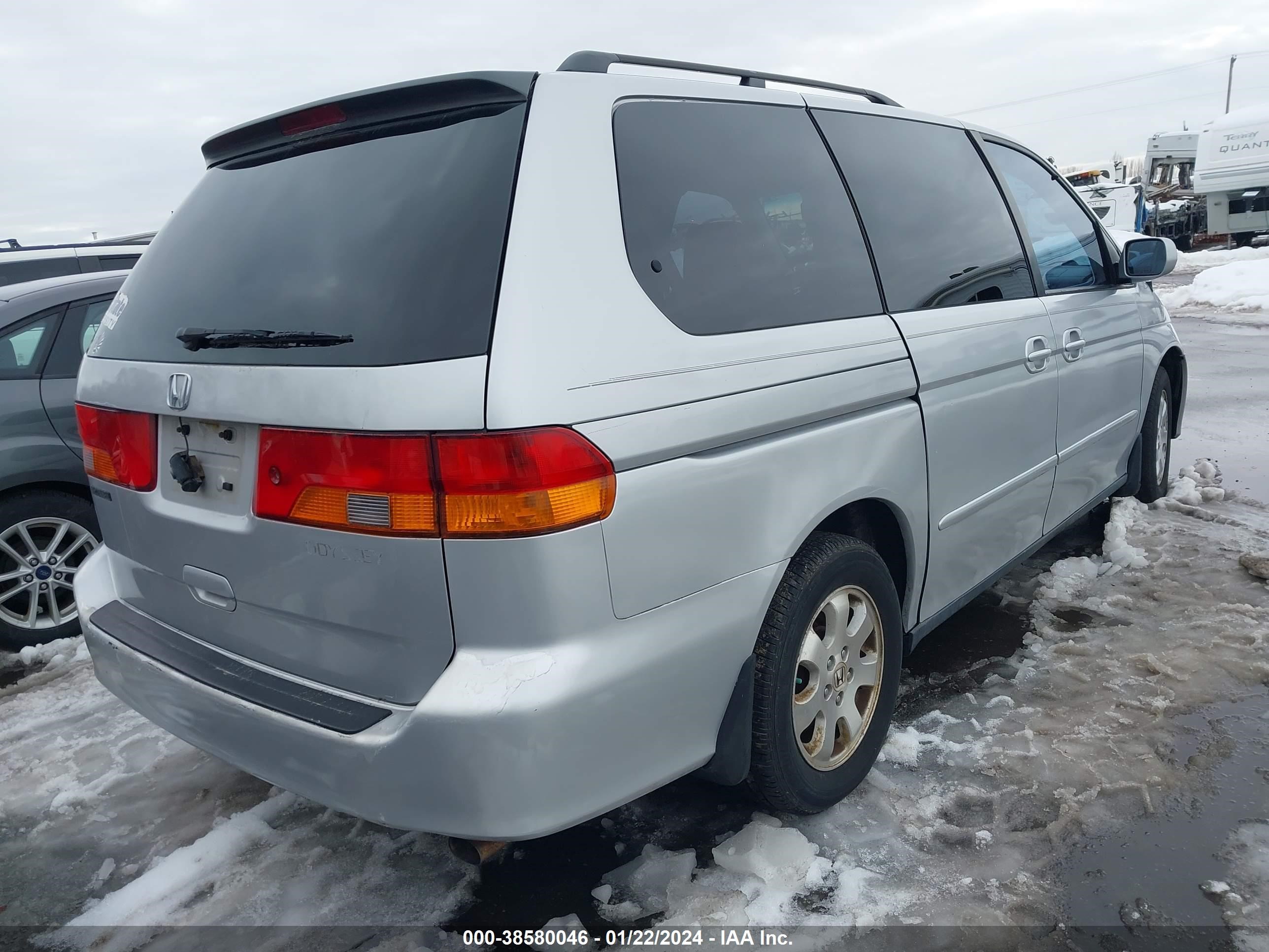 Photo 3 VIN: 5FNRL18043B135786 - HONDA ODYSSEY 