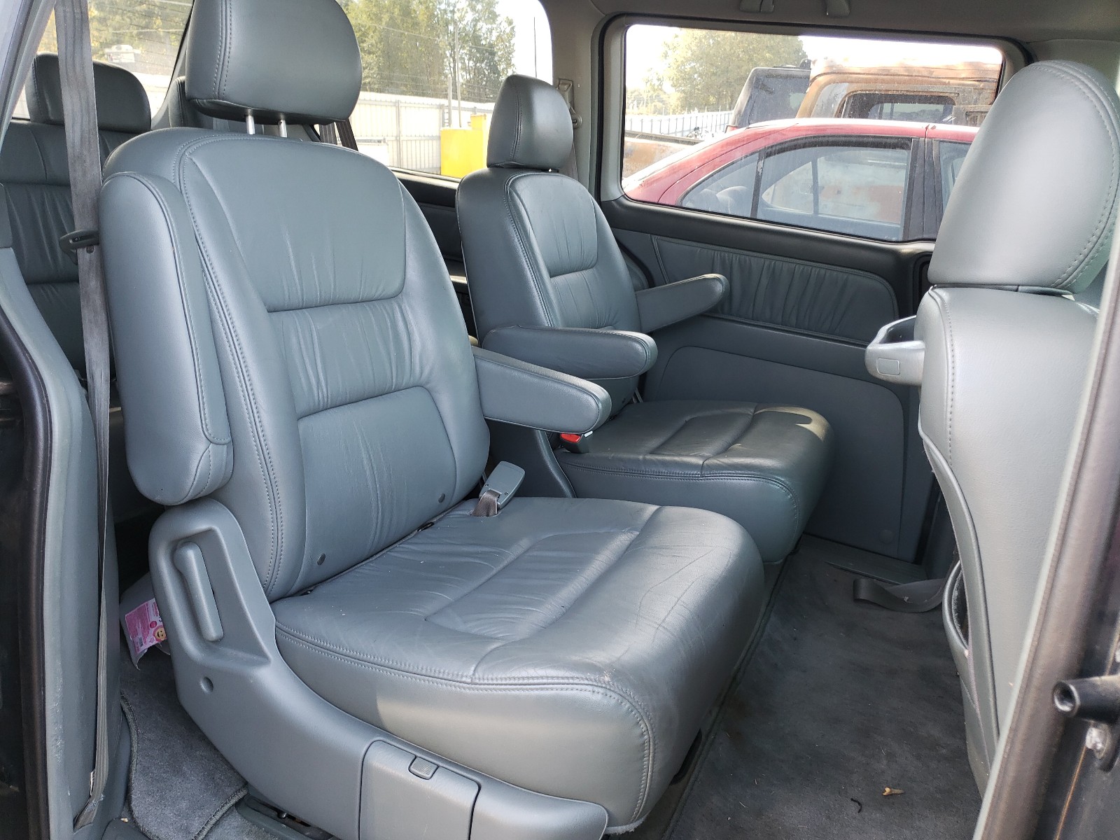 Photo 5 VIN: 5FNRL18063B147244 - HONDA ODYSSEY EX 