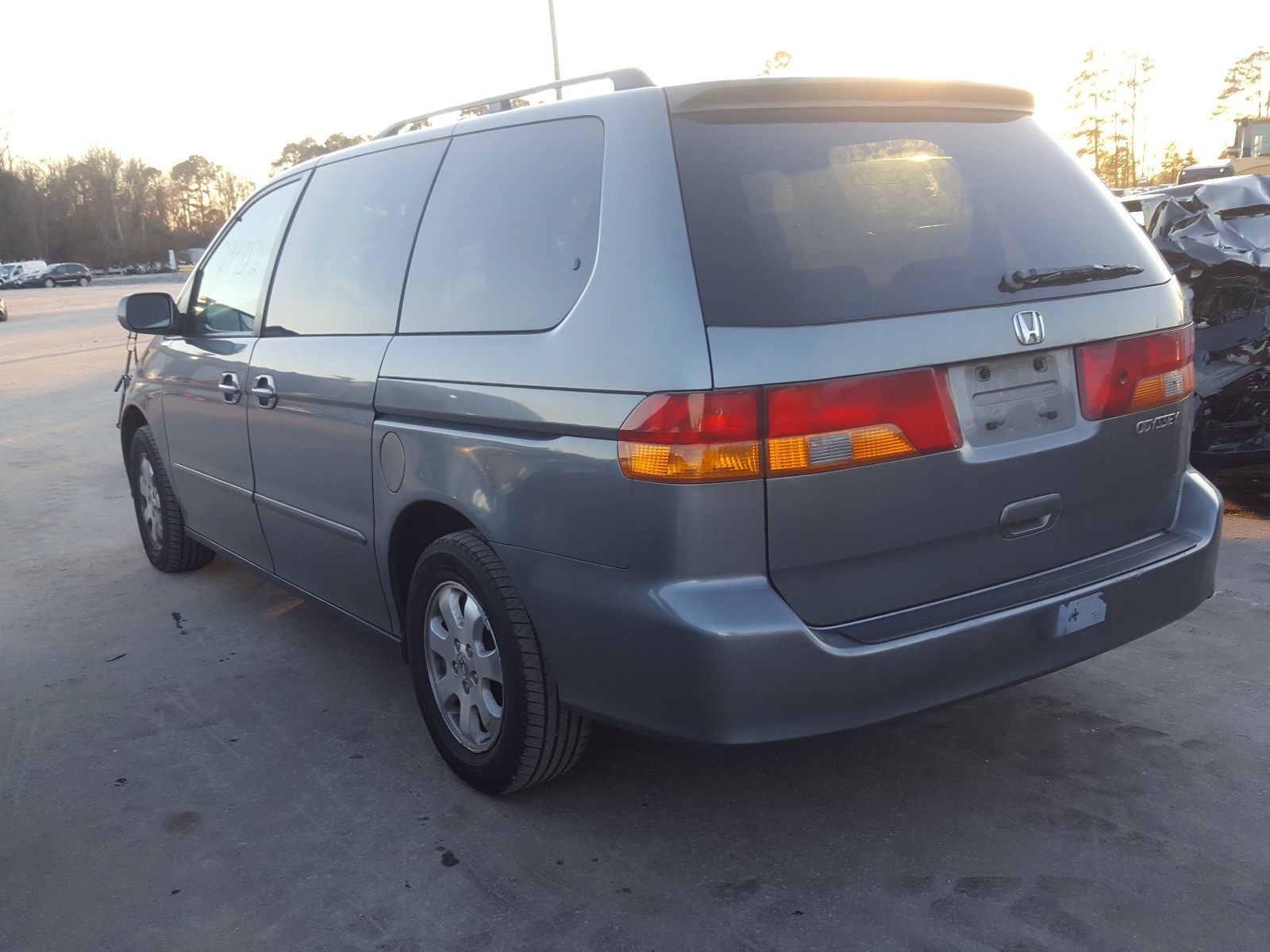 Photo 2 VIN: 5FNRL18072B035230 - HONDA ODYSSEY EX 