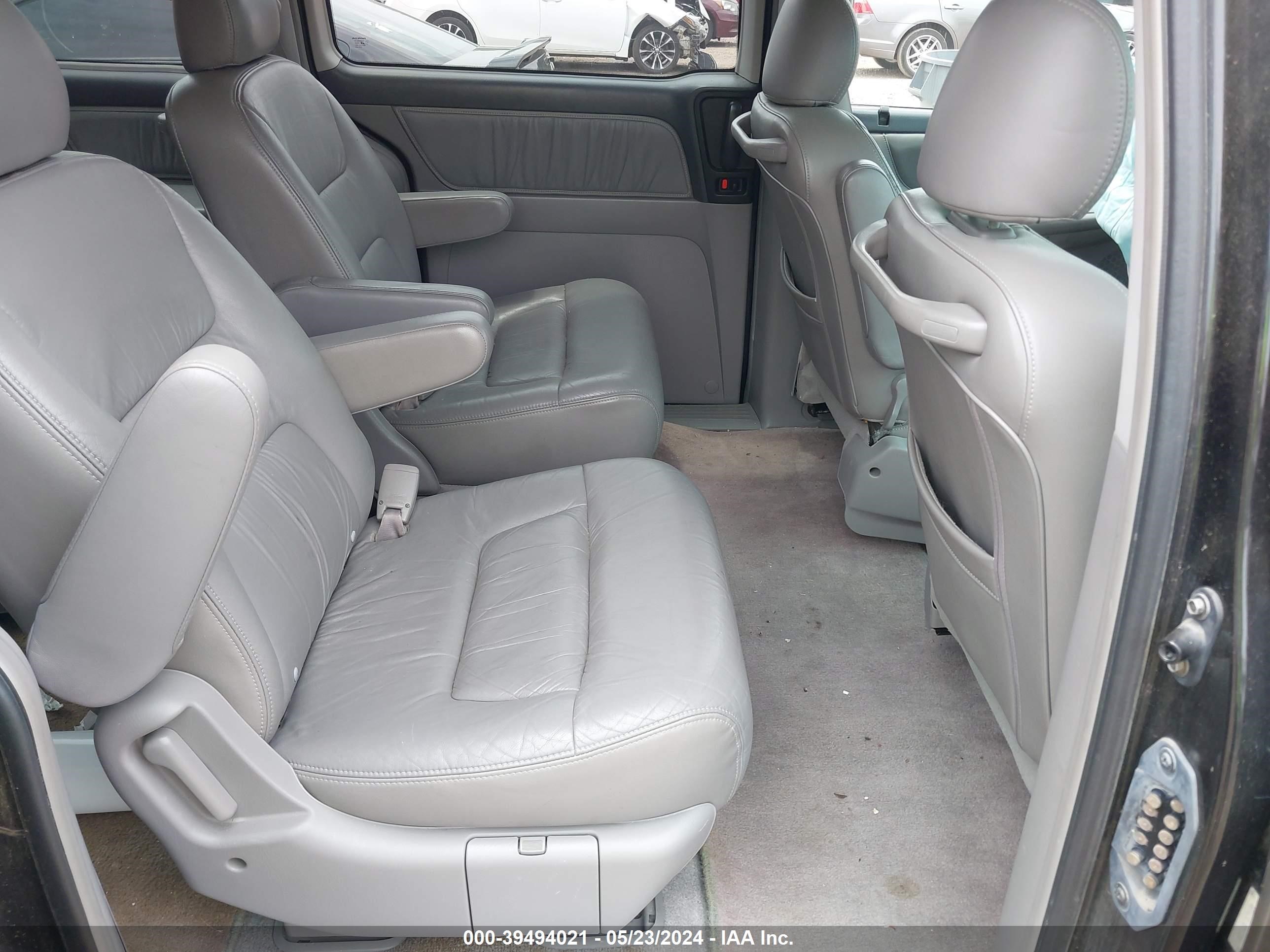 Photo 7 VIN: 5FNRL18074B076959 - HONDA ODYSSEY 