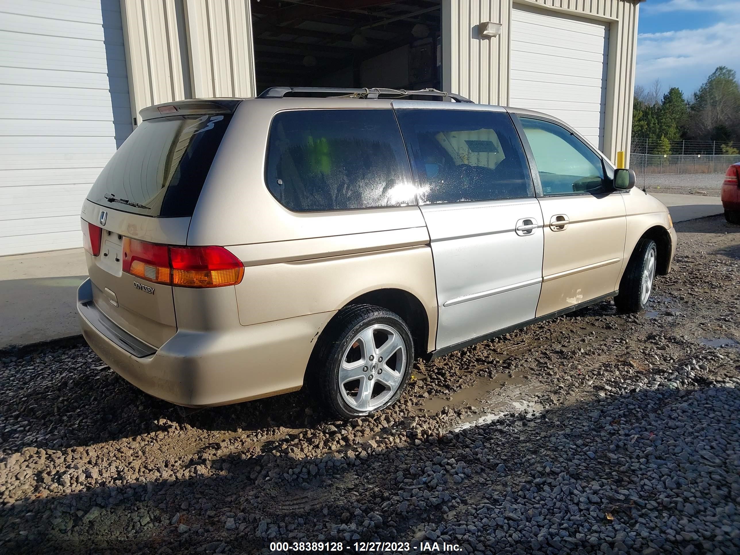 Photo 3 VIN: 5FNRL18082B029503 - HONDA ODYSSEY 