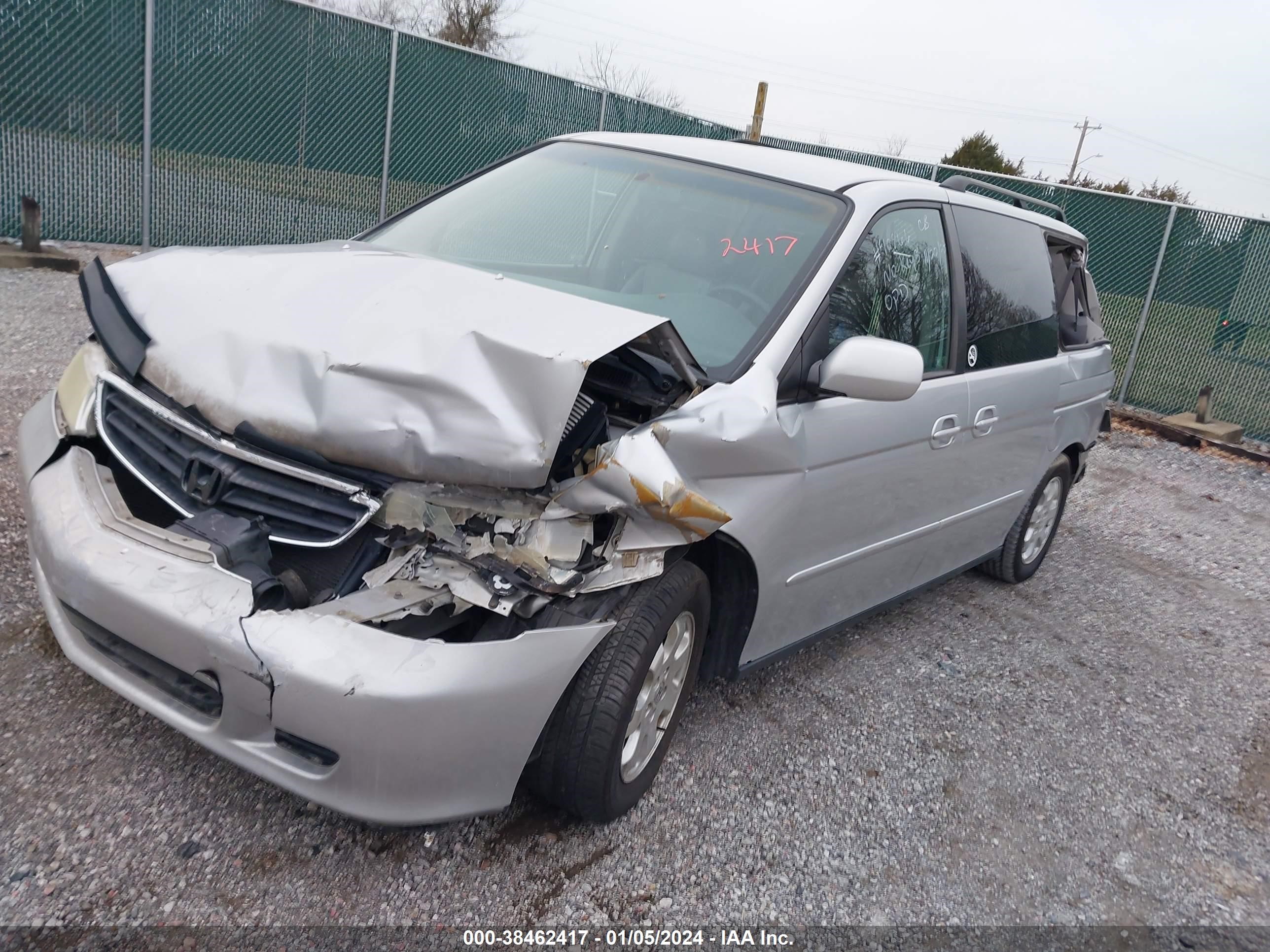 Photo 1 VIN: 5FNRL180X3B159946 - HONDA ODYSSEY 