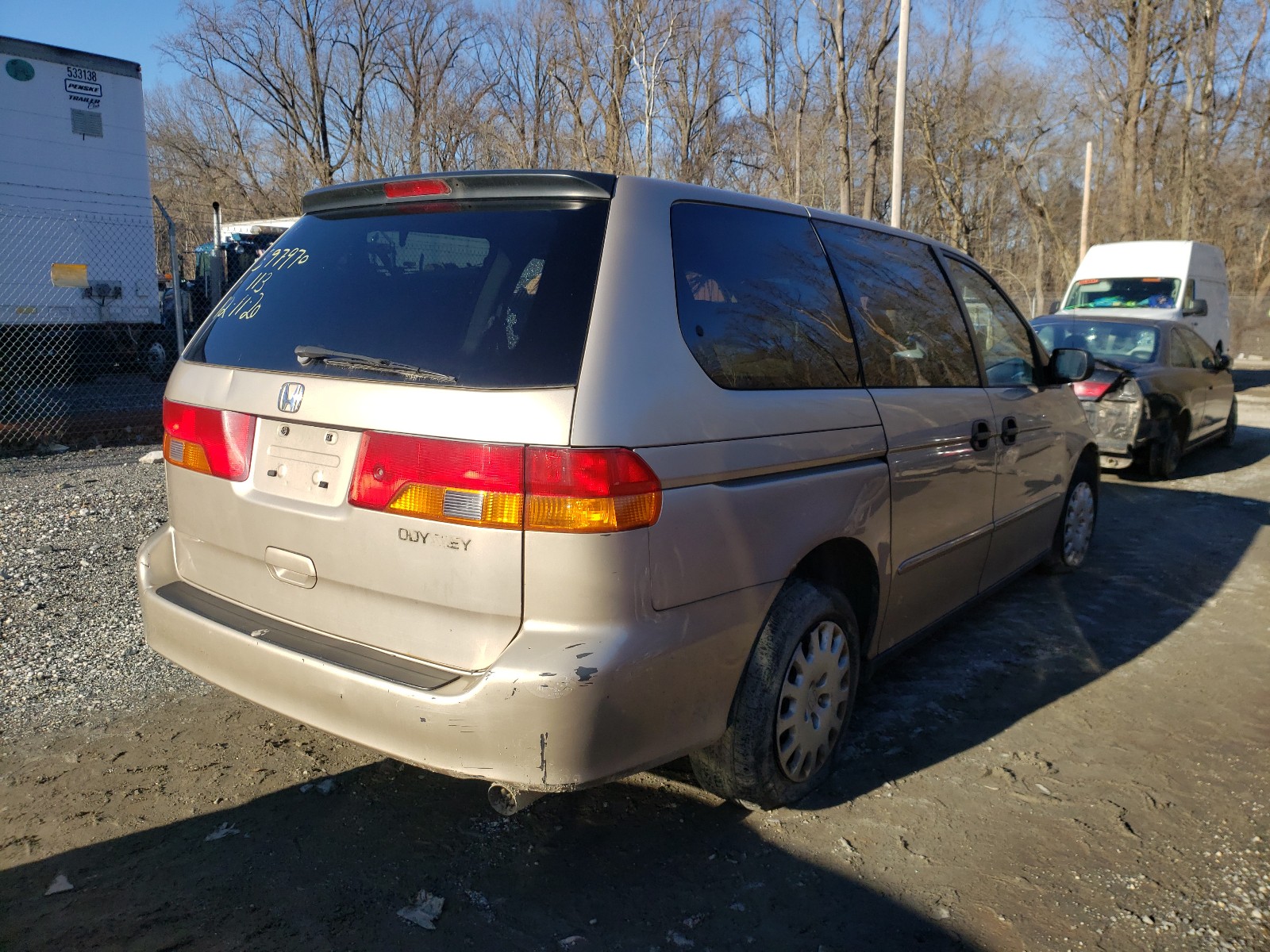 Photo 3 VIN: 5FNRL18532B006318 - HONDA ODYSSEY LX 