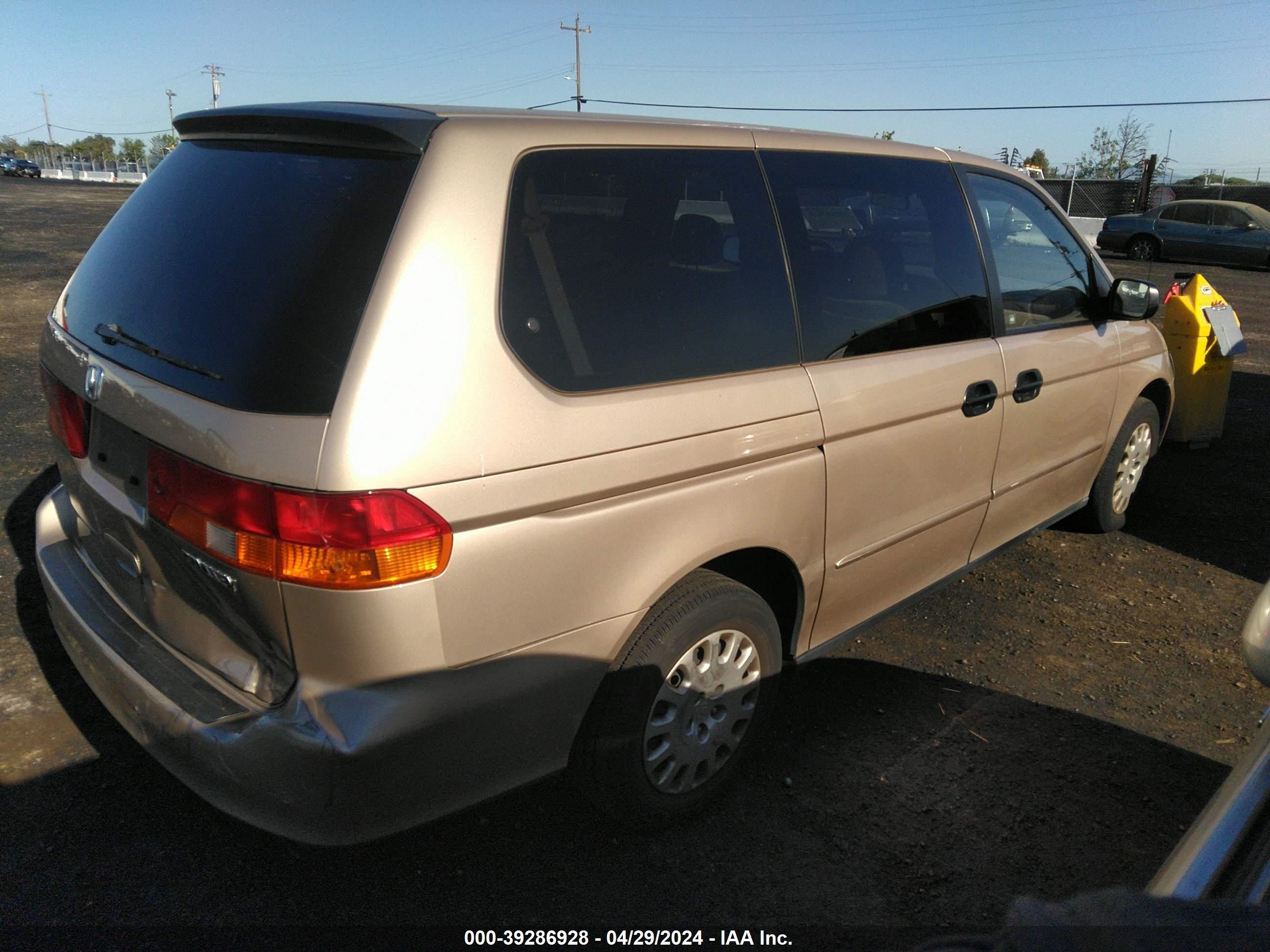 Photo 3 VIN: 5FNRL18552B018941 - HONDA ODYSSEY 