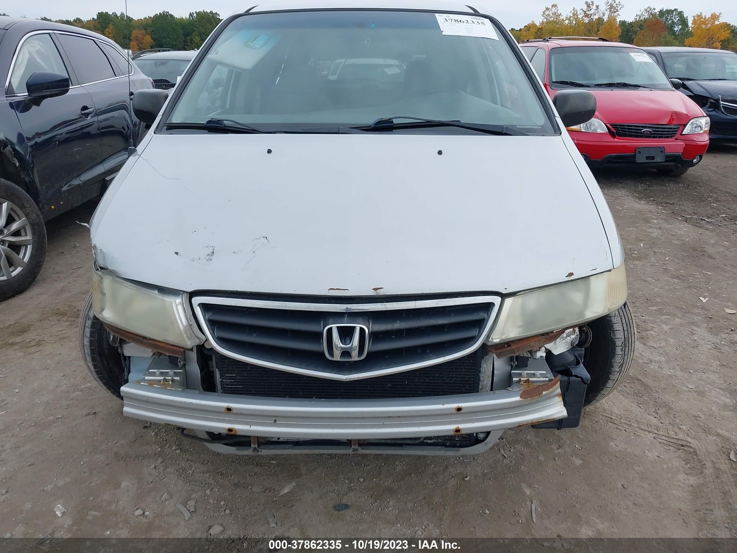 Photo 11 VIN: 5FNRL185X2B019339 - HONDA ODYSSEY 