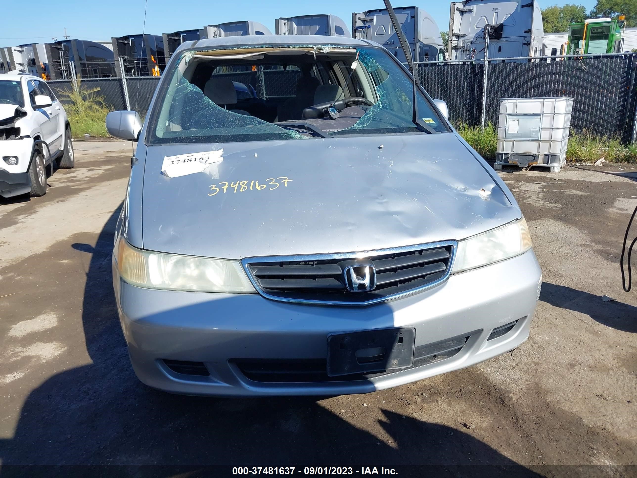 Photo 5 VIN: 5FNRL18622B048536 - HONDA ODYSSEY 