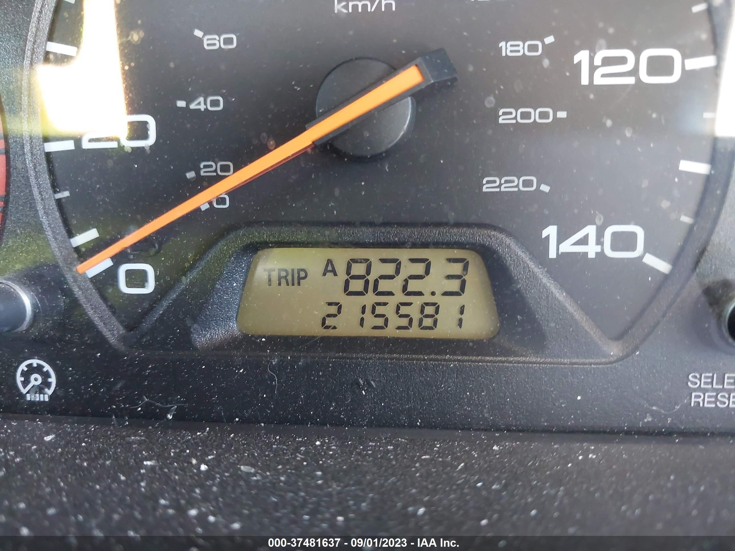 Photo 6 VIN: 5FNRL18622B048536 - HONDA ODYSSEY 