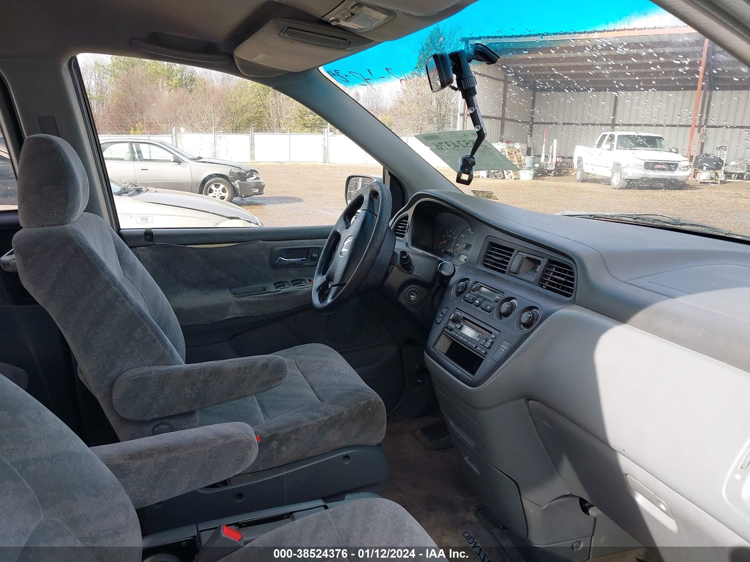 Photo 4 VIN: 5FNRL18633B078520 - HONDA ODYSSEY 