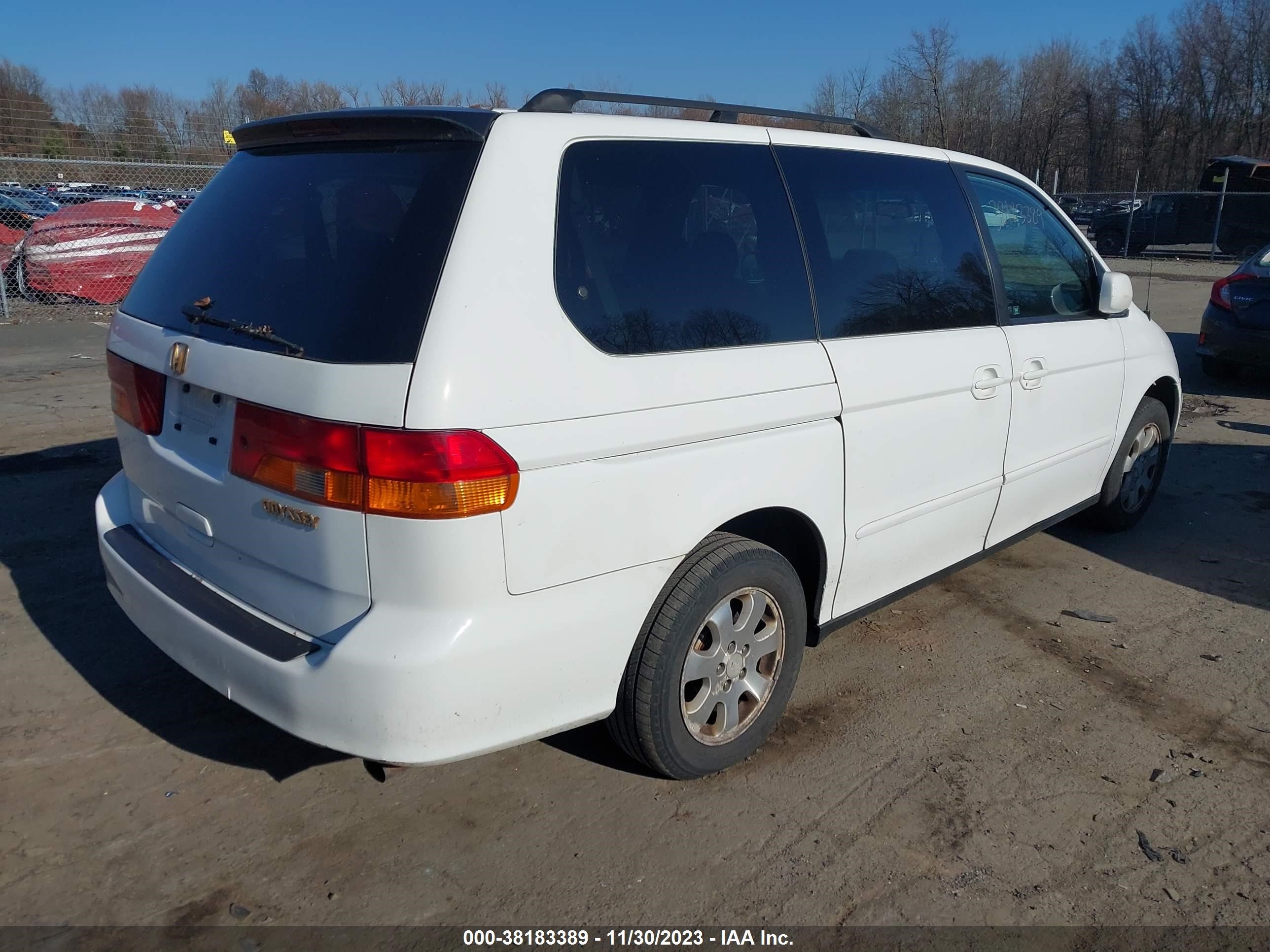 Photo 3 VIN: 5FNRL18654B079010 - HONDA ODYSSEY 