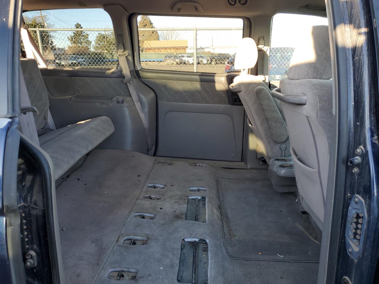 Photo 10 VIN: 5FNRL18673B117304 - HONDA ODYSSEY 