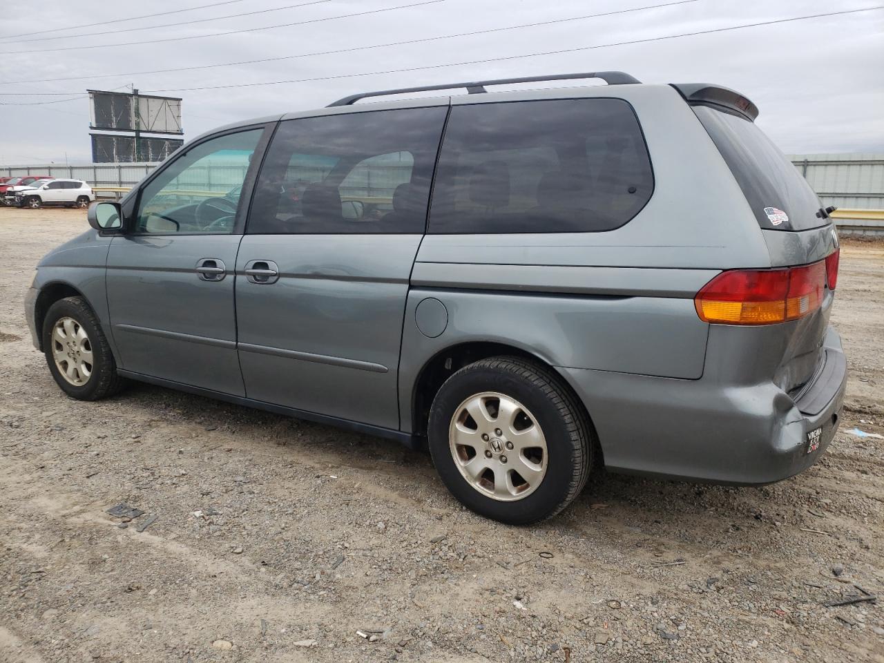 Photo 1 VIN: 5FNRL18682B017825 - HONDA ODYSSEY 