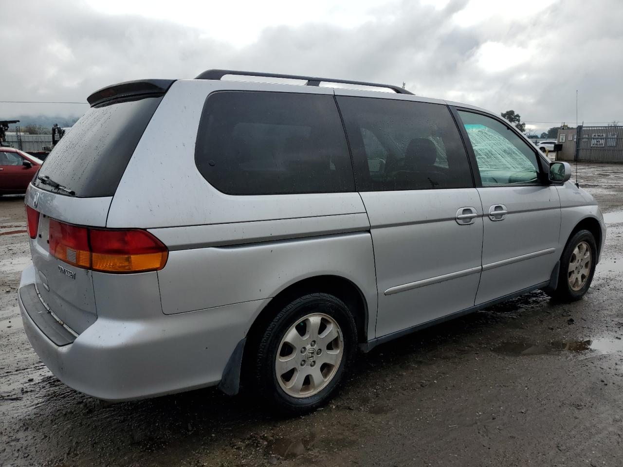 Photo 2 VIN: 5FNRL18734B088572 - HONDA ODYSSEY 