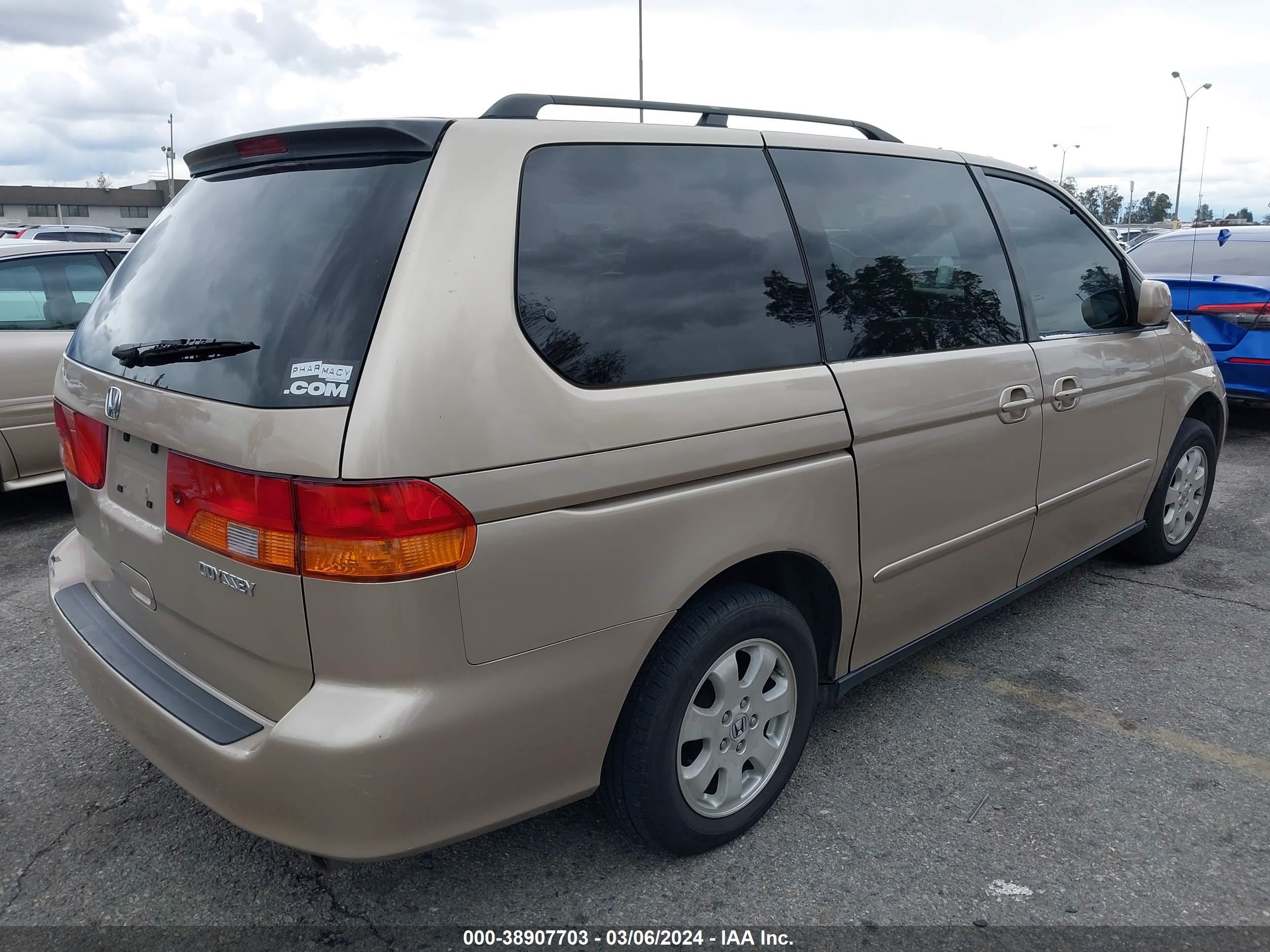 Photo 3 VIN: 5FNRL18792B012111 - HONDA ODYSSEY 