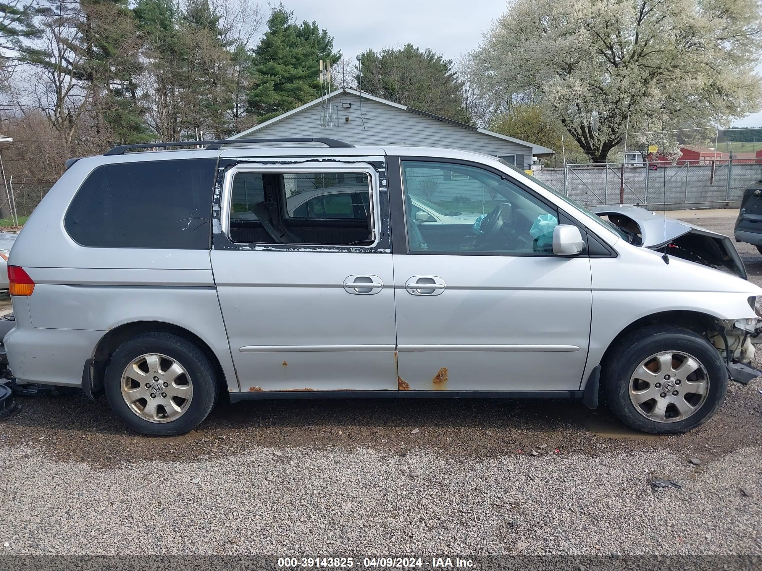 Photo 13 VIN: 5FNRL18792B012142 - HONDA ODYSSEY 