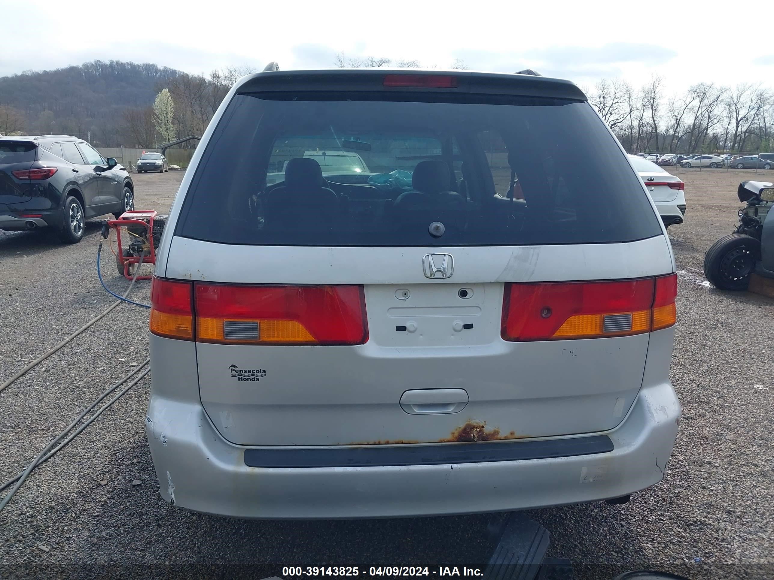 Photo 16 VIN: 5FNRL18792B012142 - HONDA ODYSSEY 