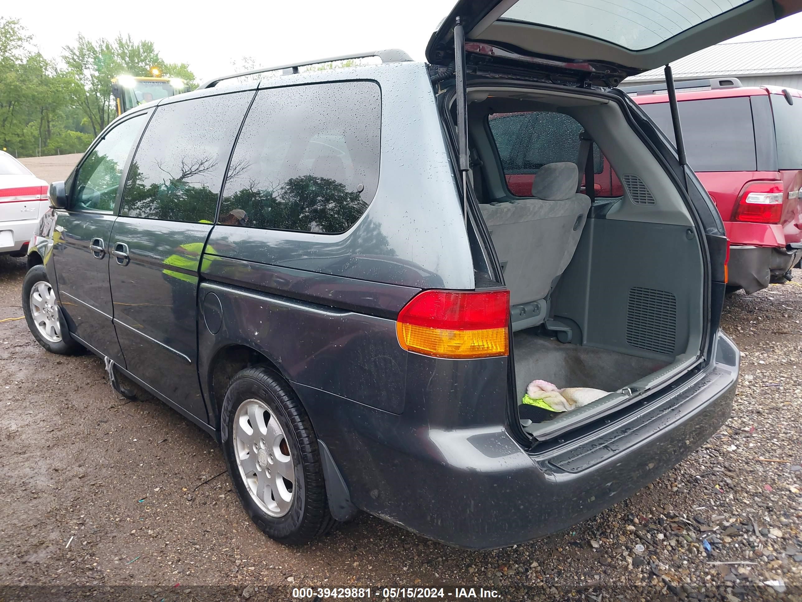 Photo 2 VIN: 5FNRL18824B089575 - HONDA ODYSSEY 