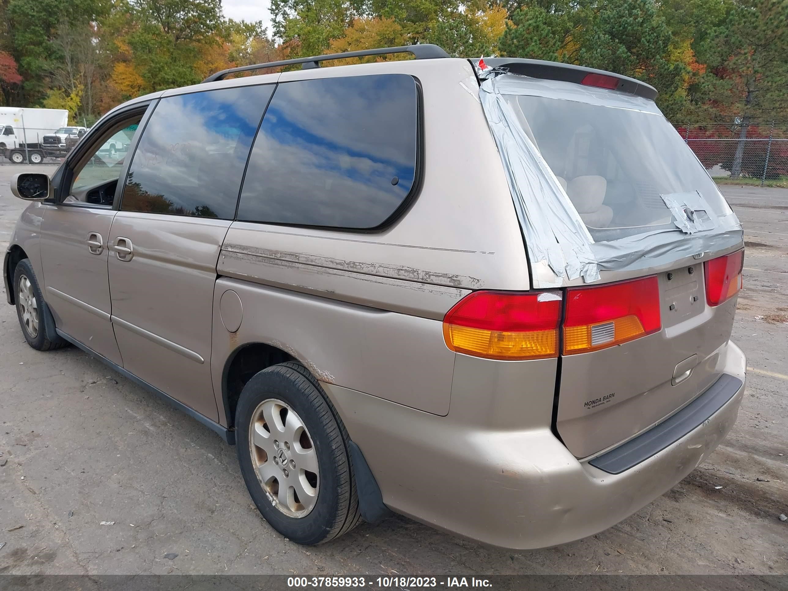 Photo 2 VIN: 5FNRL188X4B122208 - HONDA ODYSSEY 