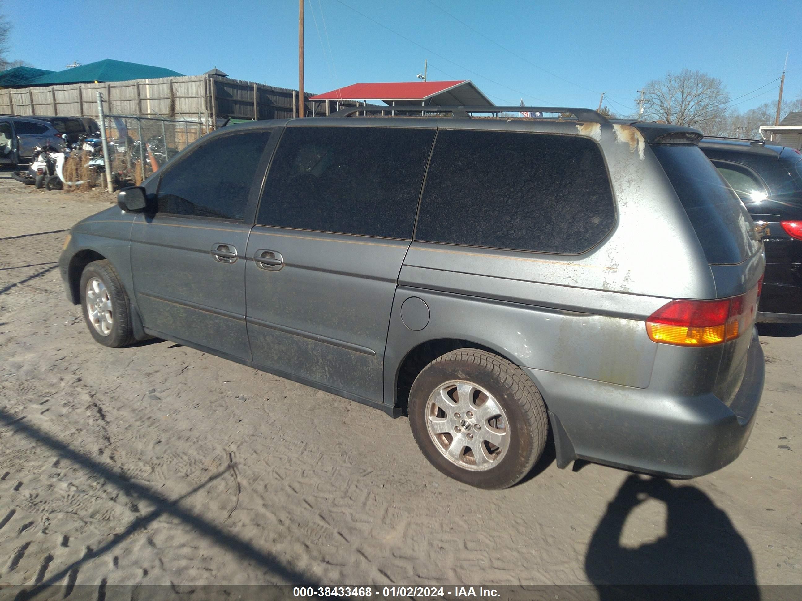 Photo 2 VIN: 5FNRL18902B040039 - HONDA ODYSSEY 