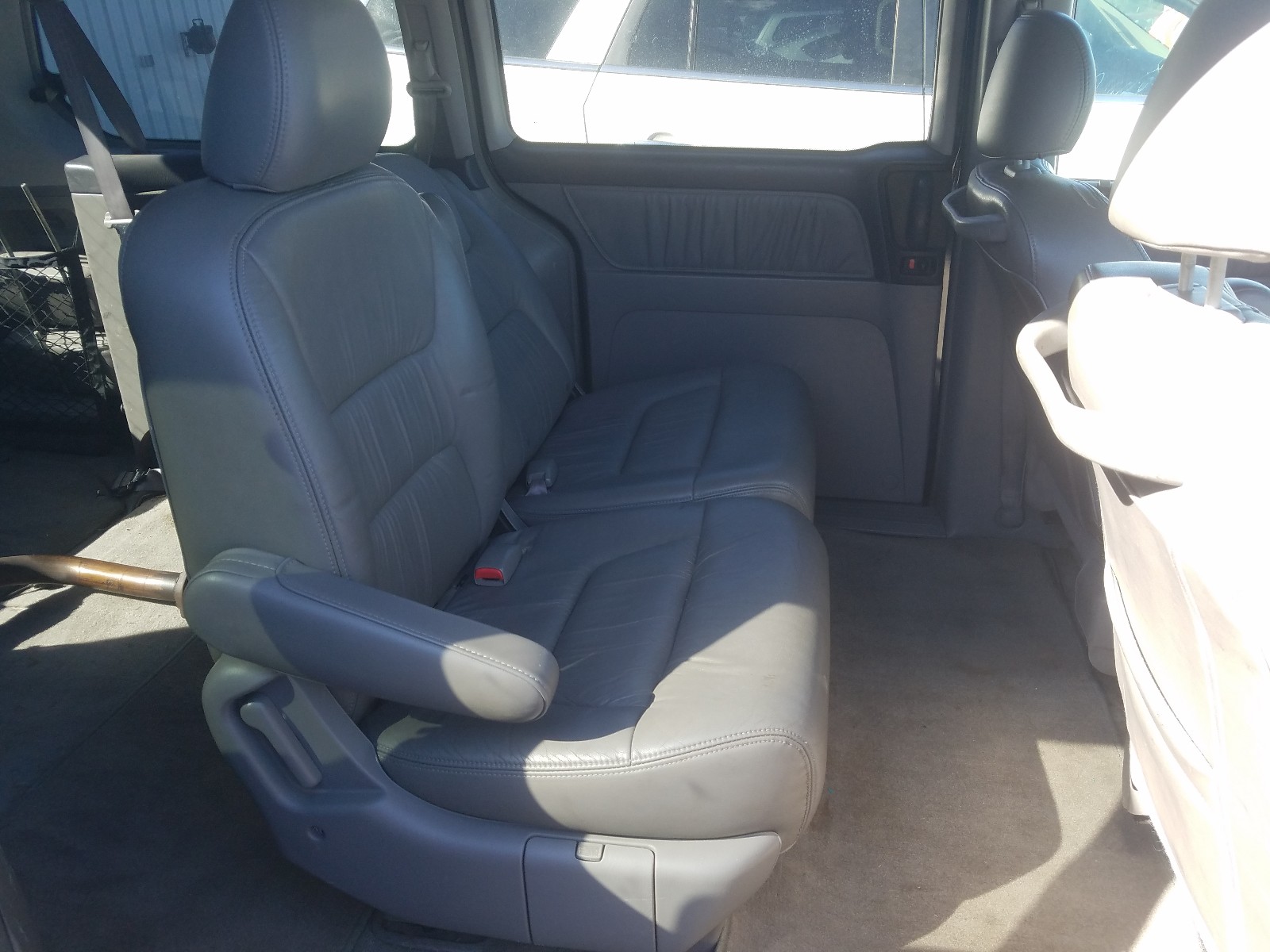 Photo 5 VIN: 5FNRL18914B010437 - HONDA ODYSSEY EX 