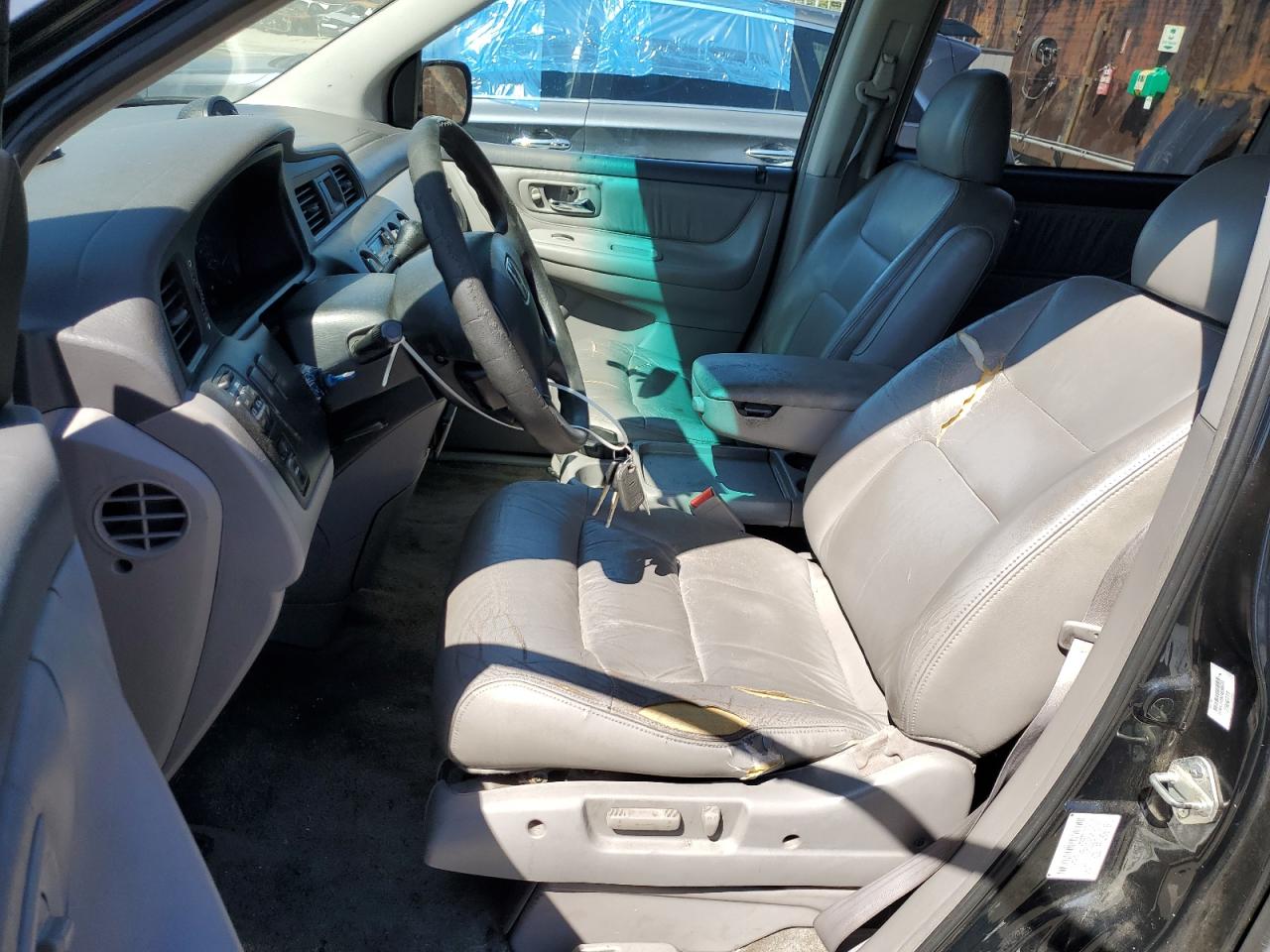 Photo 6 VIN: 5FNRL18963B038670 - HONDA ODYSSEY 