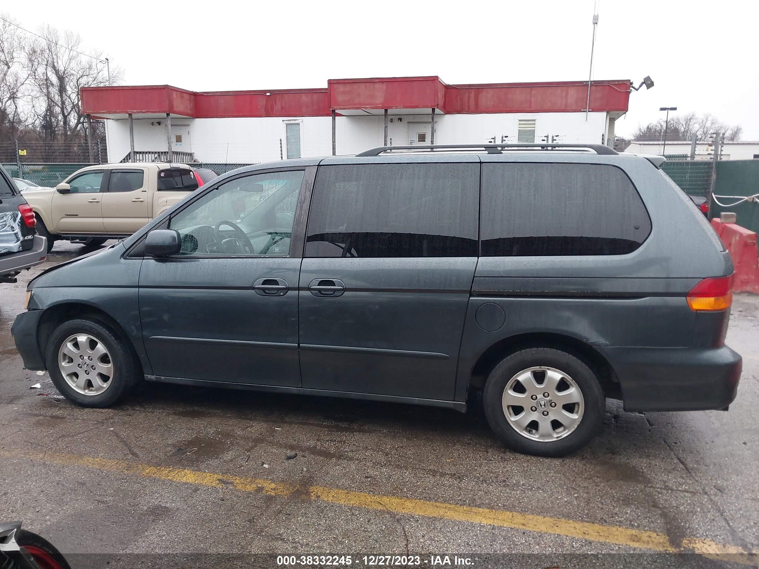 Photo 14 VIN: 5FNRL18963B118437 - HONDA ODYSSEY 