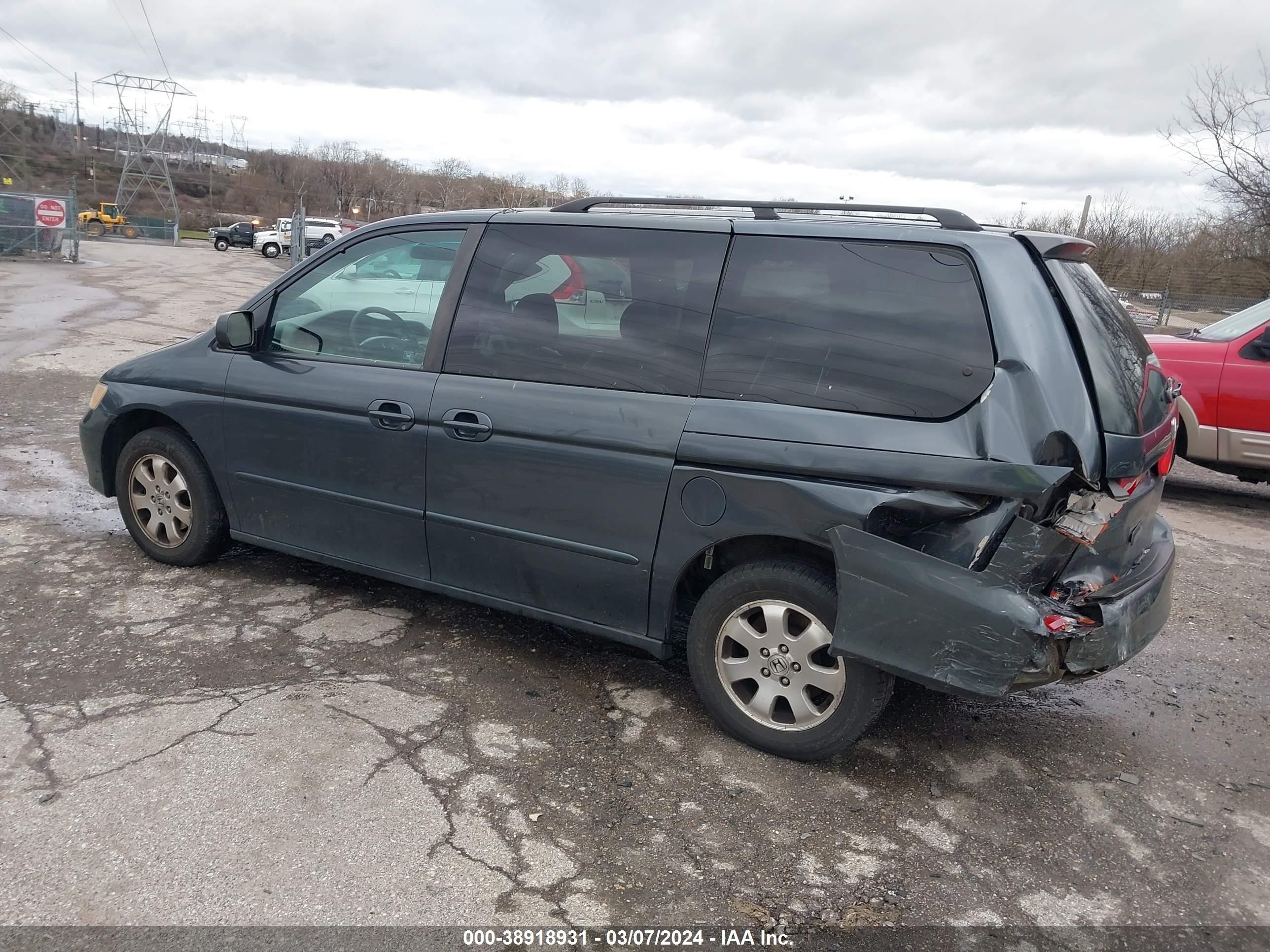 Photo 2 VIN: 5FNRL18964B018937 - HONDA ODYSSEY 