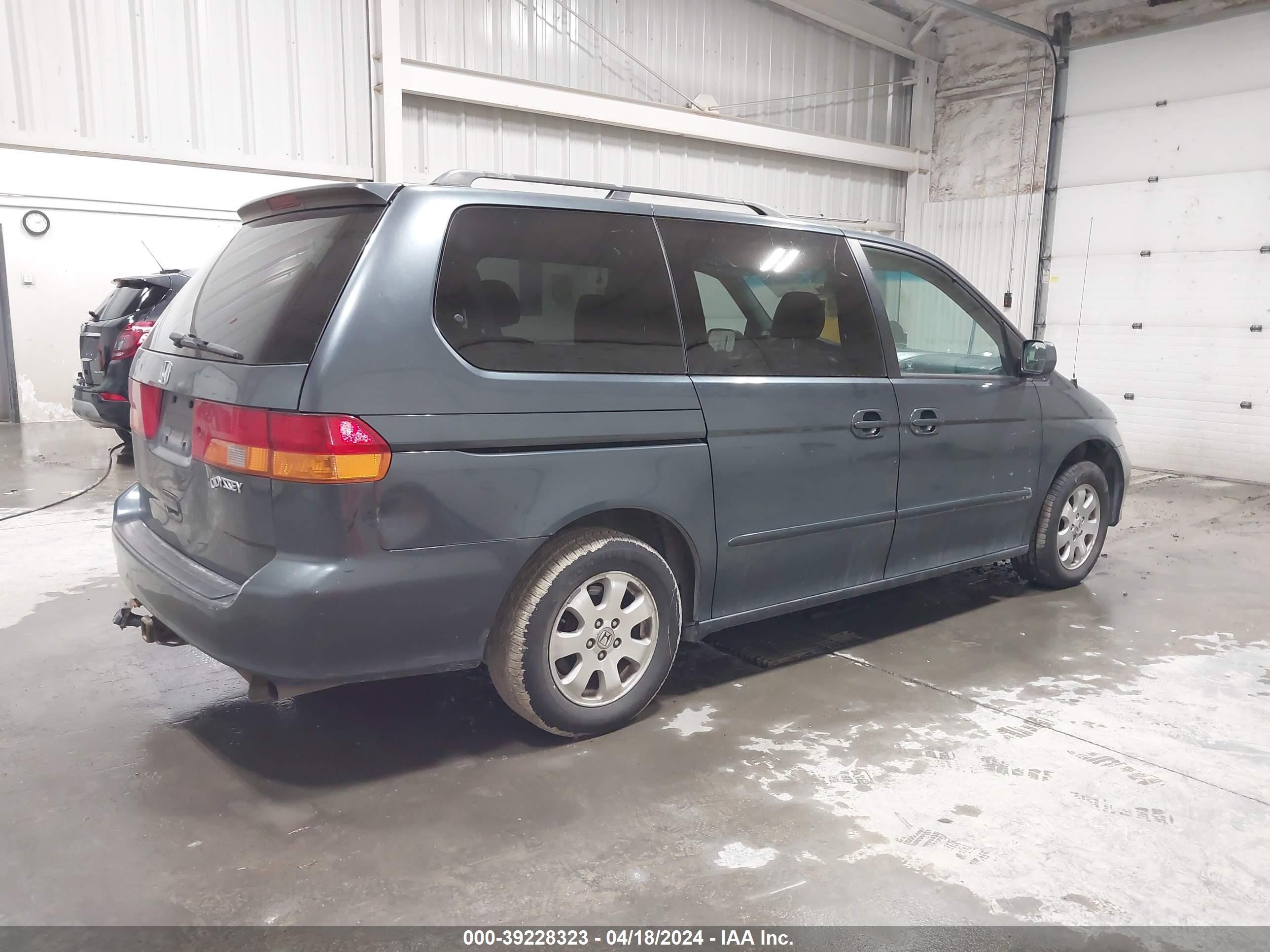 Photo 3 VIN: 5FNRL18973B138079 - HONDA ODYSSEY 