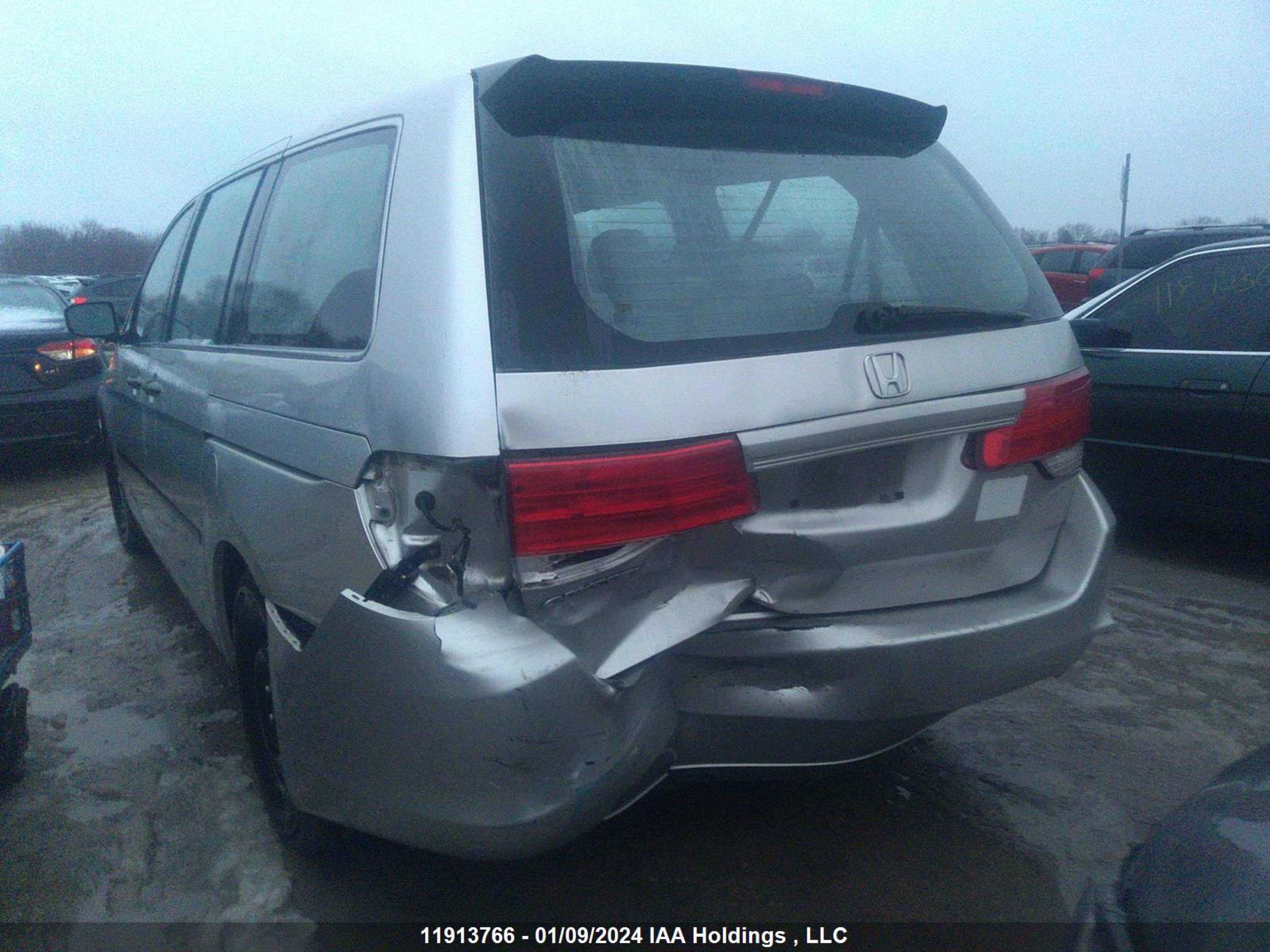 Photo 2 VIN: 5FNRL38178B502210 - HONDA ODYSSEY 