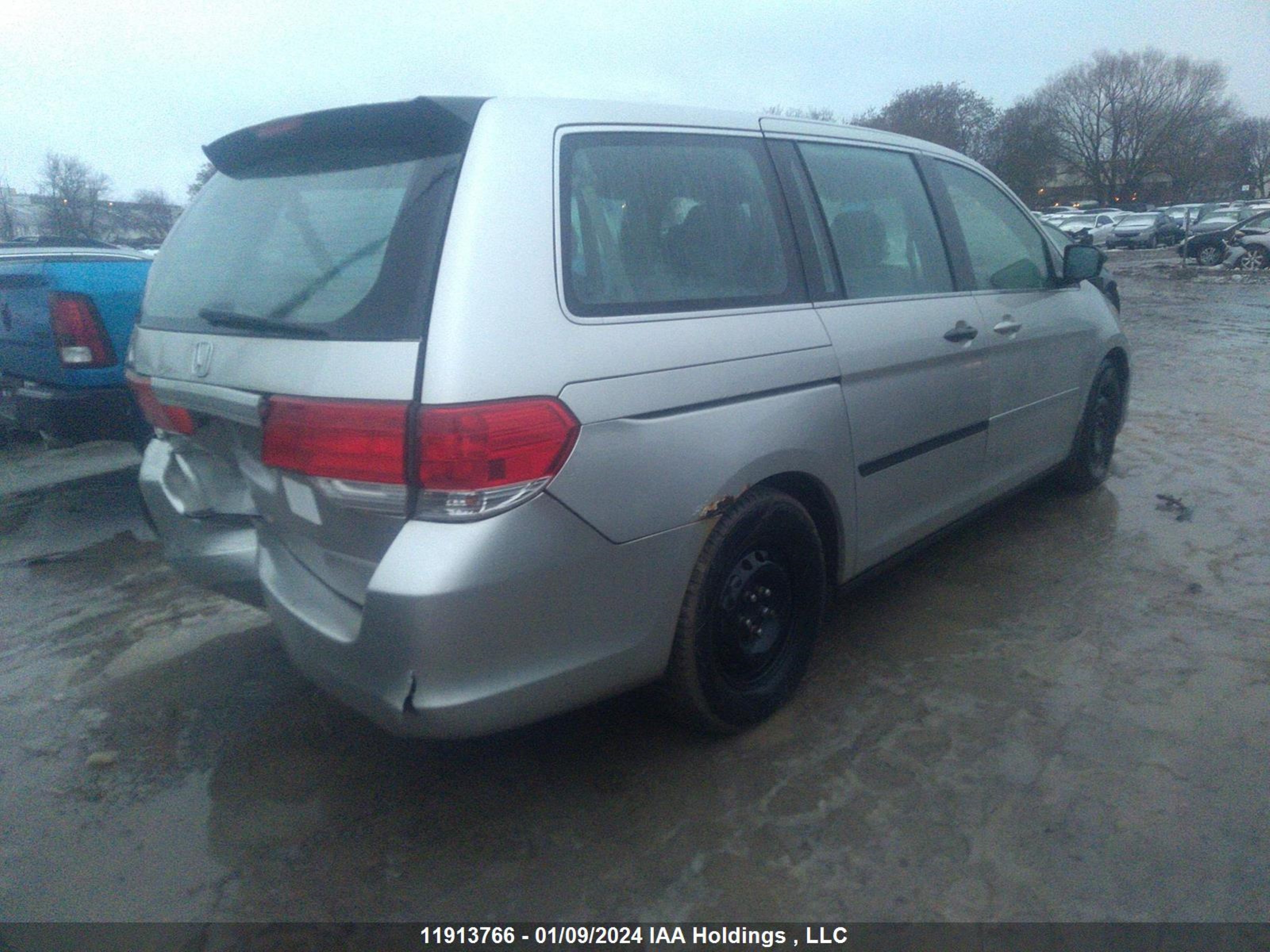 Photo 3 VIN: 5FNRL38178B502210 - HONDA ODYSSEY 