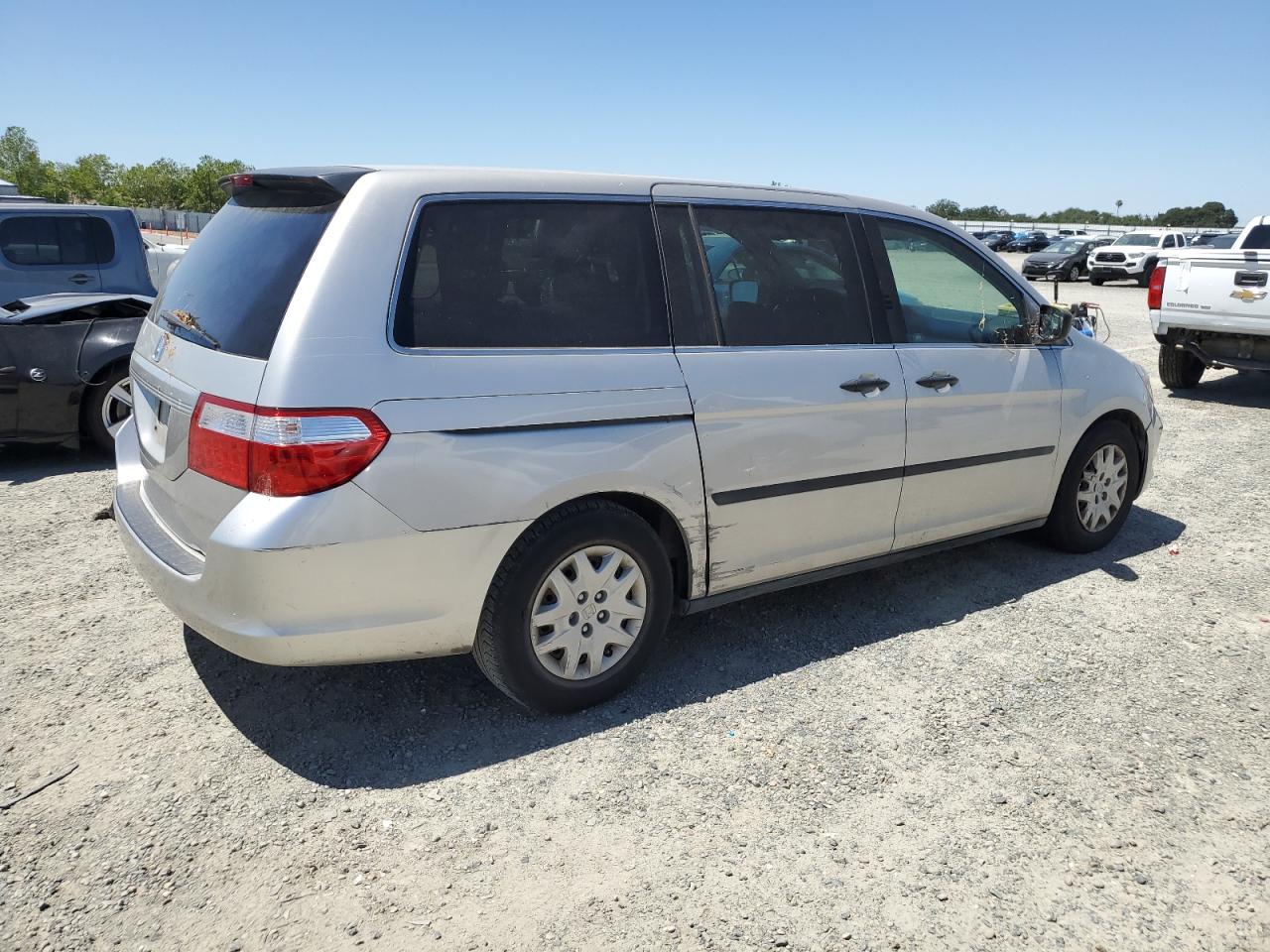 Photo 2 VIN: 5FNRL38217B004155 - HONDA ODYSSEY 