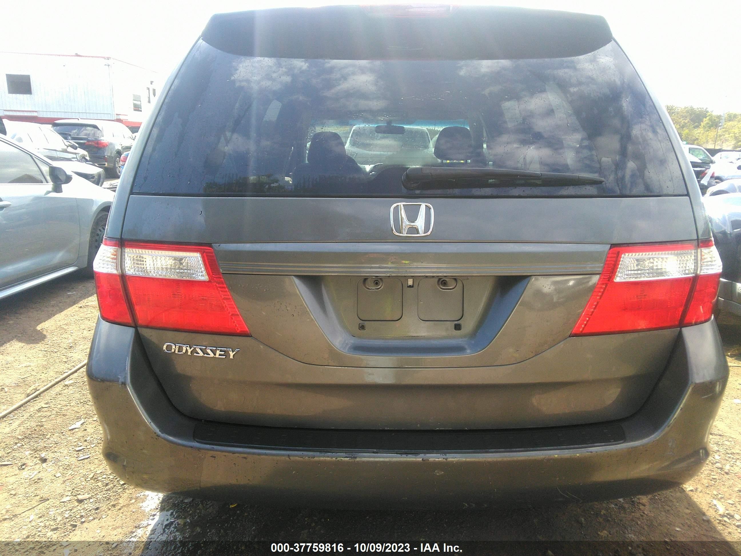 Photo 15 VIN: 5FNRL38227B098613 - HONDA ODYSSEY 